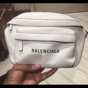 Authentic balenciaga Fanny pack